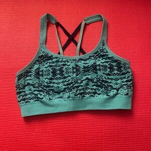 ENERGIZED Sports bras Size Large (without pads)